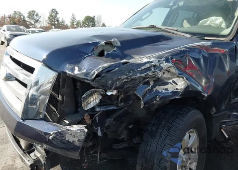 2007 Ford Expedition Xlt z USA, uszkodzony, nr VIN 1FMFU155X7LA08930